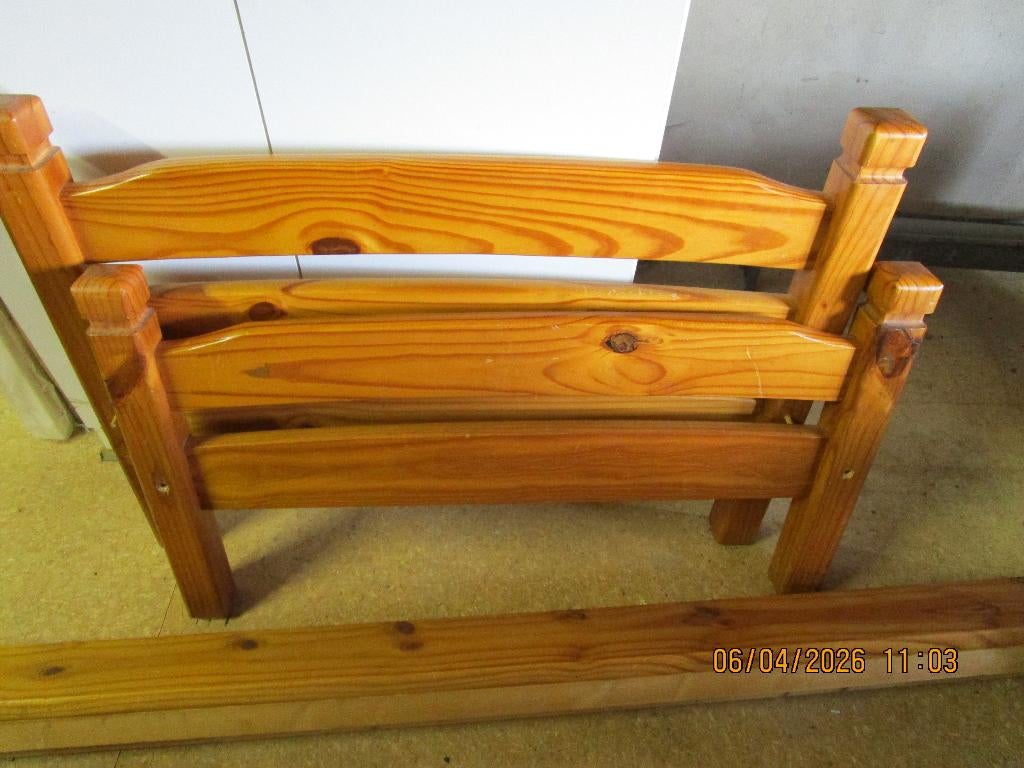 LITS  BOIS  MASSIF, Maison & Meubles, Chambre à coucher | Lits, 100 cm, Autres couleurs, Enlèvement, Utilisé