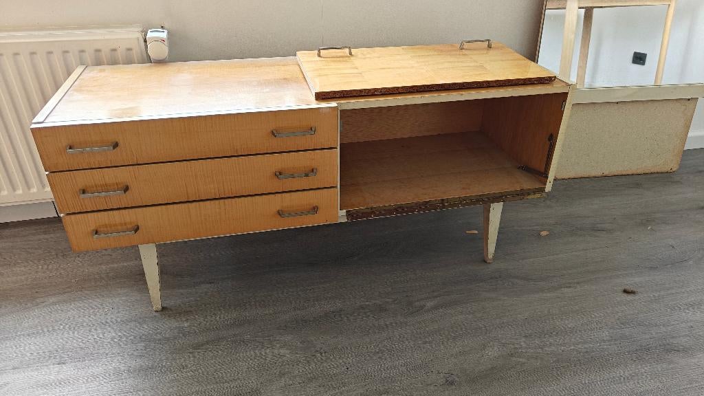 Armoire à glace, Enlèvement