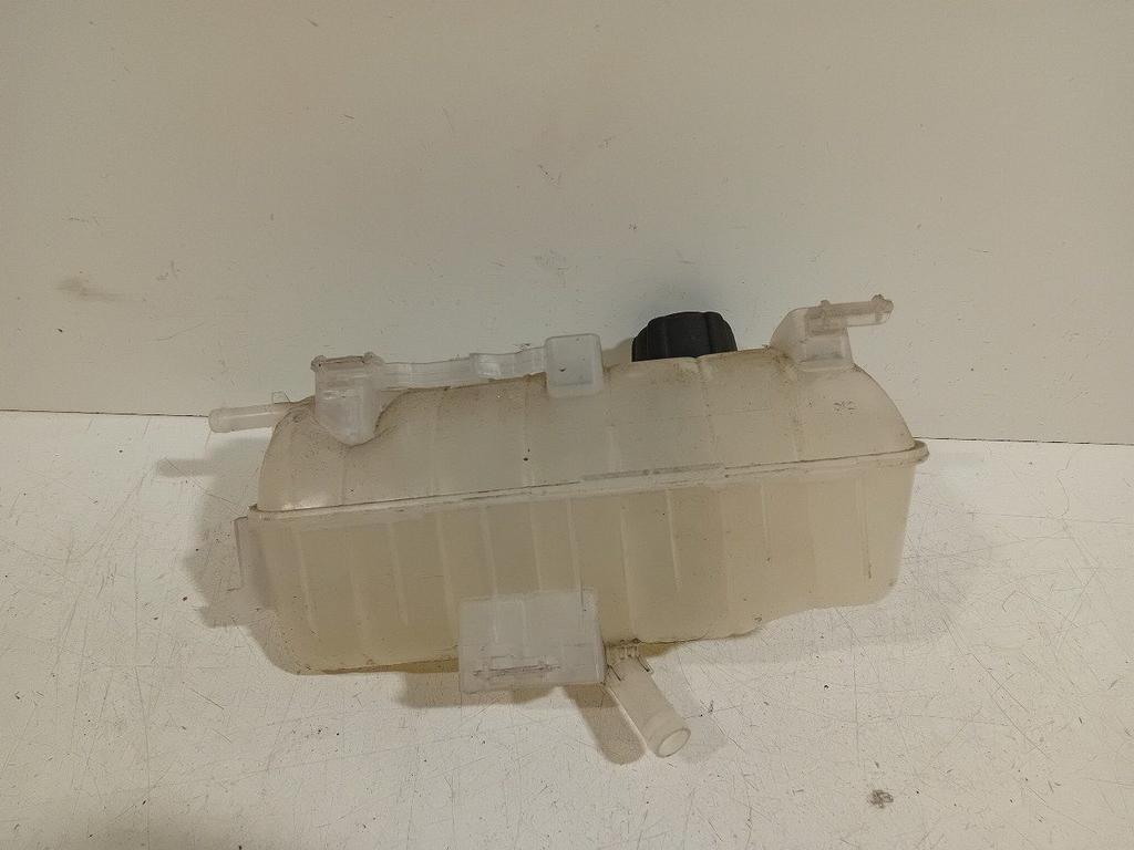 Koelvloeistof reservoir Renault Kangoo, Onderdelen@venauto.nl, Van der Ven Autorecycling B.V., Gebruikt, Ettenseweg 76, 4706 PB Roosendaal, The Netherlands