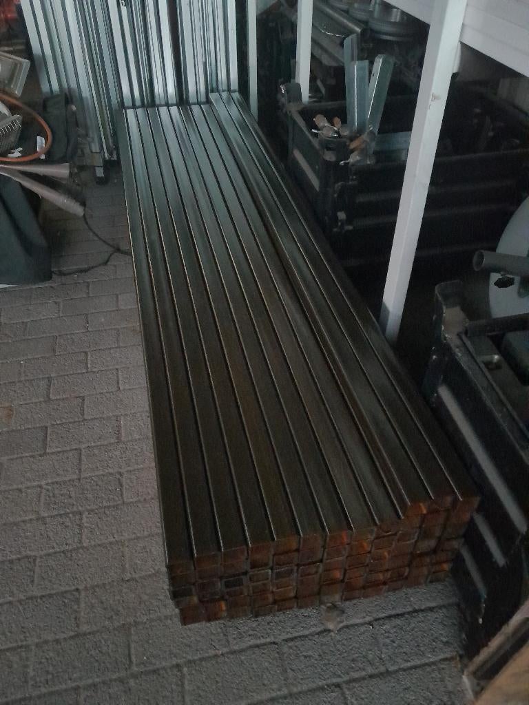 Profilé tubulaire 50x50x4, Bricolage & Construction, Métaux, Comme neuf, Fer, Enlèvement ou Envoi