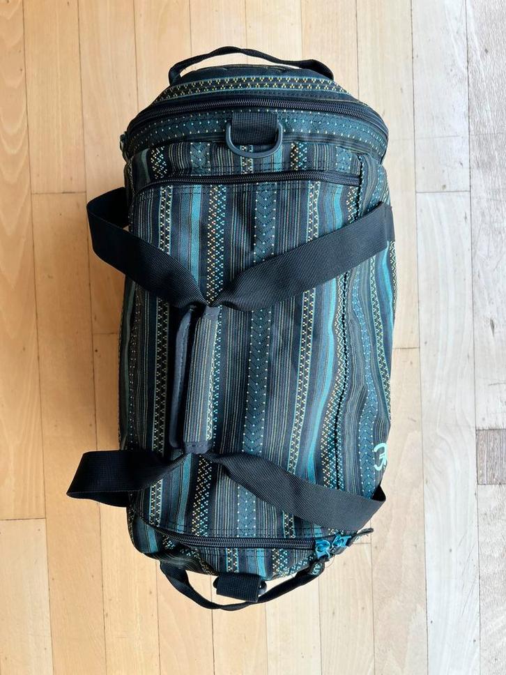 Sac de voyage type ‘Duffel bag’ Dakine 31 L., Bijoux, Sacs & Beauté, Sacs | Sacs à dos, Comme neuf, Autres marques, 40 cm ou plus