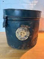 Vintage industriele ton koffer uit scheepvaart - Cabine, Antiek en Kunst, Ophalen