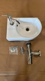 Spoelbakje met kraan van Vanmarcke en sifon, Bricolage & Construction, Enlèvement, Utilisé, Pierre, Lavabo