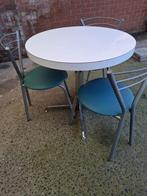 Tafel met  3 stoelen  diejameter  tafel  is 80 cm, Ophalen