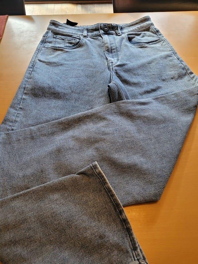 Jeans Volcom 28, Kinderen en Baby's, Kinderkleding | Maat 152, Broek, Ophalen of Verzenden, Zo goed als nieuw, Volcom