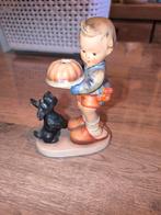 Figurine begging his share, Hummel