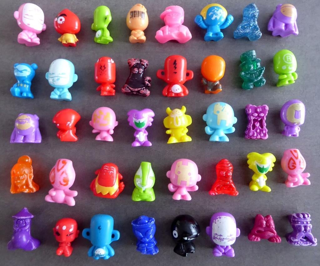 Lot 40 gogo's crazy bones abîmés - Magic Box INT, Collections, Enlèvement ou Envoi, Utilisé