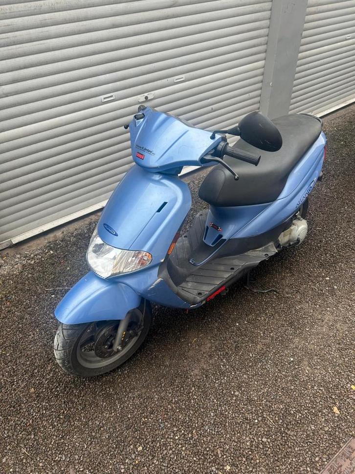 Originele Derbi Atlantis 50cc, Fietsen en Brommers, Scooters | Peugeot, Elektrisch, Ophalen of Verzenden