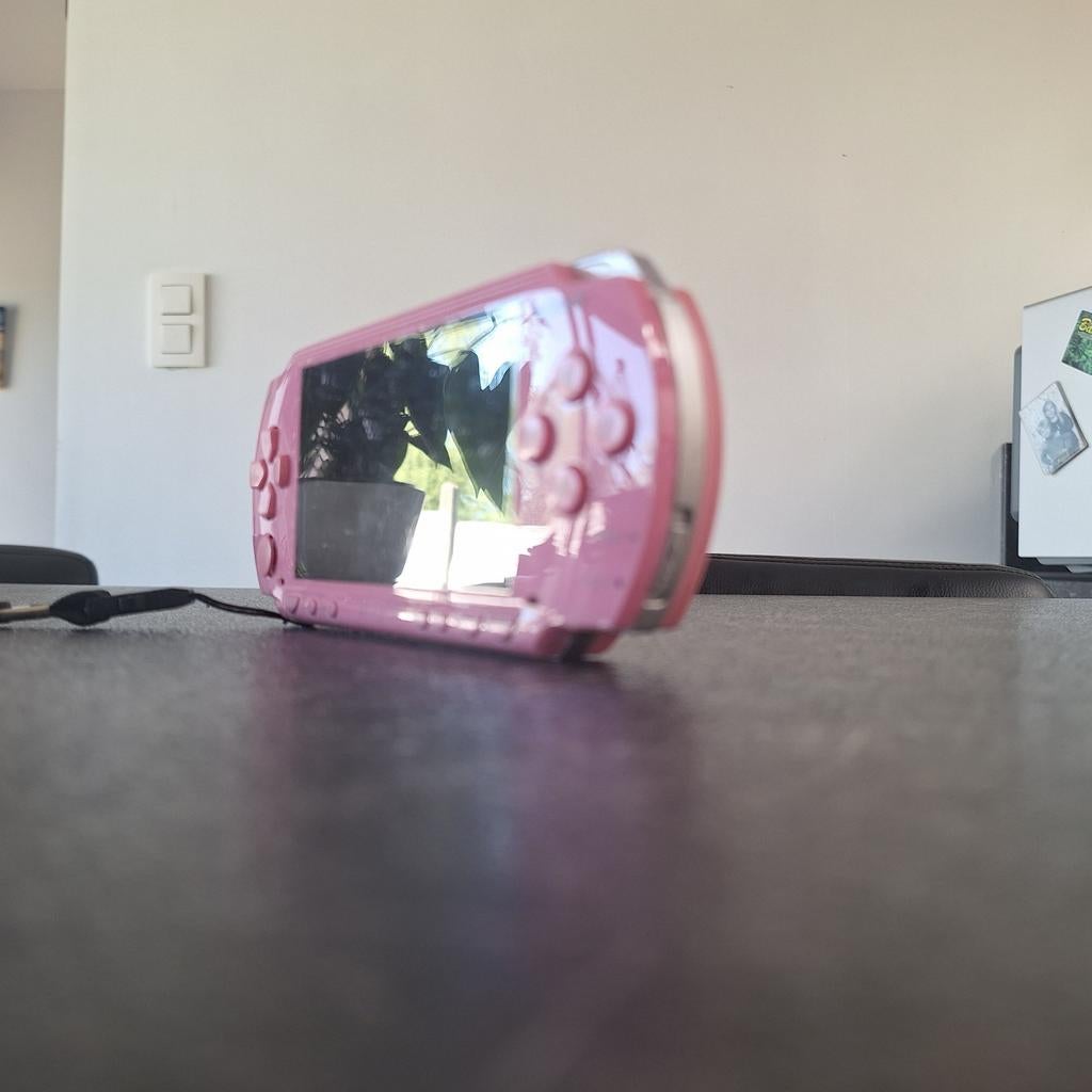 Sony PSP 1000 (Pink) – Modded Version, Games en Spelcomputers, Spelcomputers | Sony PSP, Ophalen of Verzenden