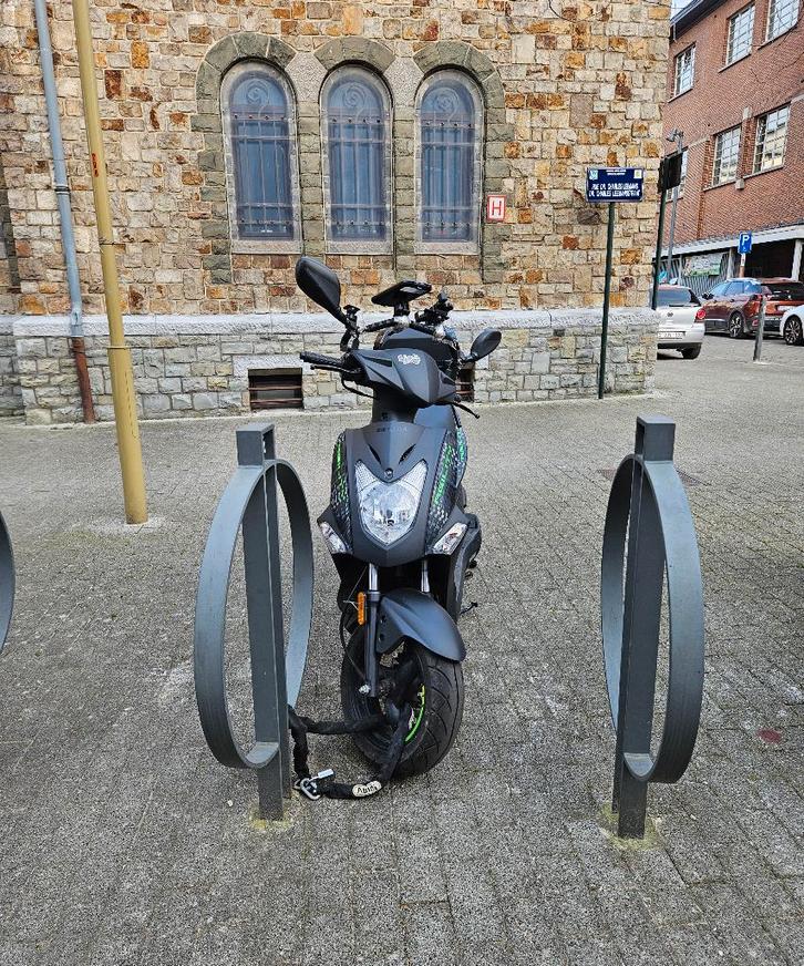 Trottinette de classe A, Vélos & Vélomoteurs, Cyclomoteurs | Marques Autre, Comme neuf, Classe A (25 km/h), Enlèvement