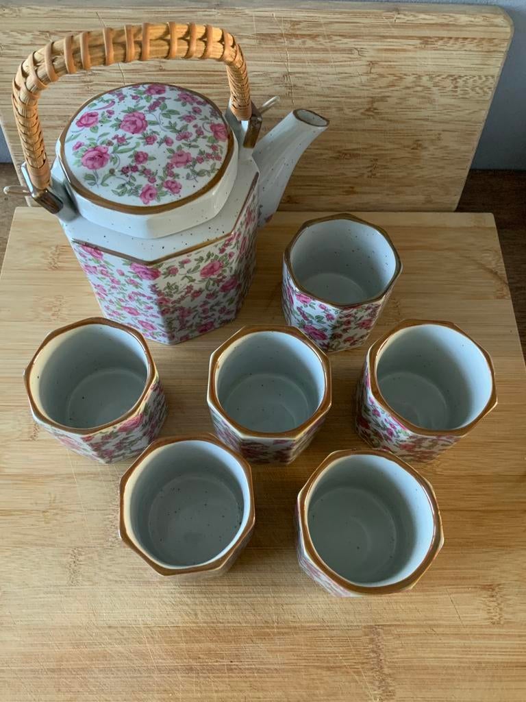 Théière et 6 tasses à motif floral, Maison & Meubles, Enlèvement, Neuf, Autres types