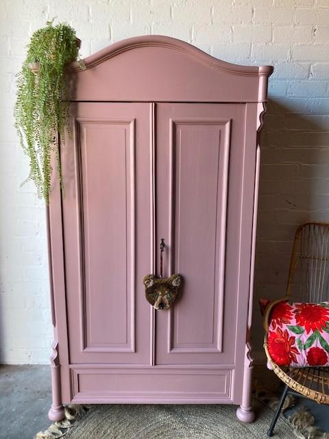 Antieke kledingkast,kinderkamerkast,speelgoedkast restyled, Huis en Inrichting, Kasten | Kleerkasten, Gebruikt, 150 tot 200 cm