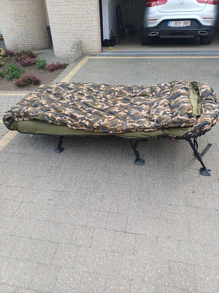 Nash bedchaire met slaapzak, Watersport en Boten, Hengelsport | Karpervissen, Ophalen, Gebruikt