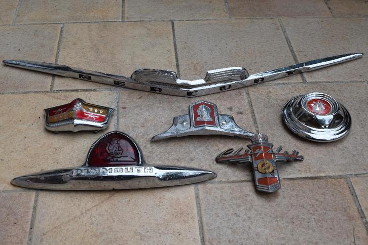 Lot 6 Amerikaans oldtimer embleem automobile, Verzamelen, Automerken, Motoren en Formule 1, Gebruikt, Auto's, Ophalen of Verzenden