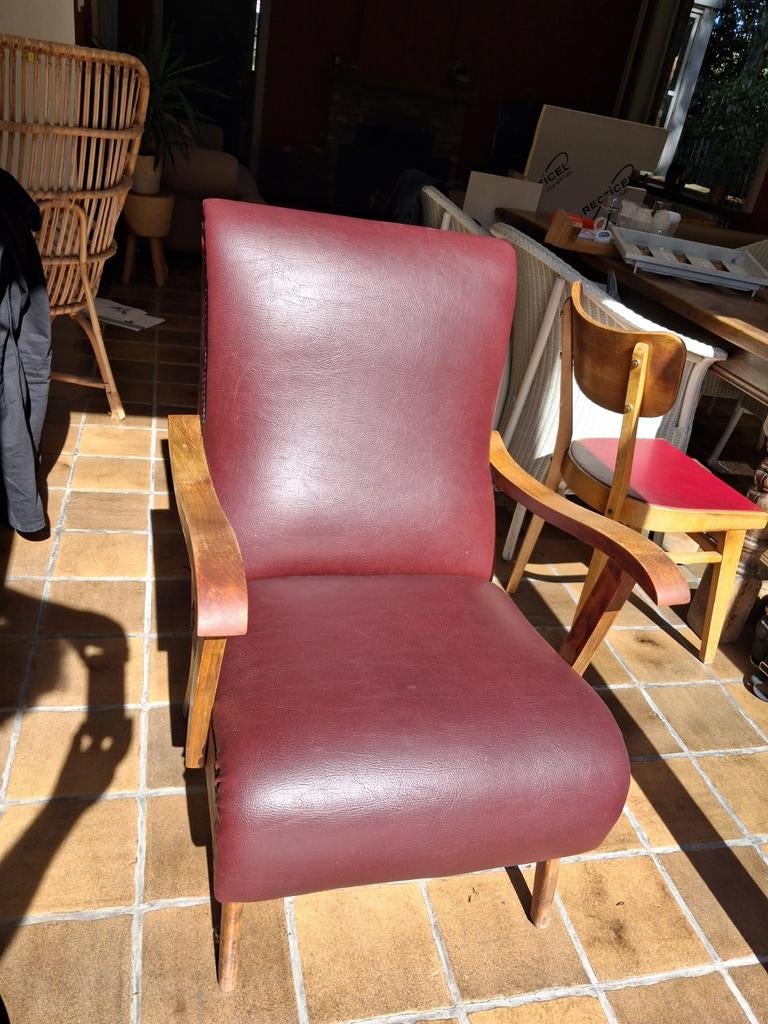 Lederen relax zetel bordeaux goede staat eenzit, Huis en Inrichting, Ophalen