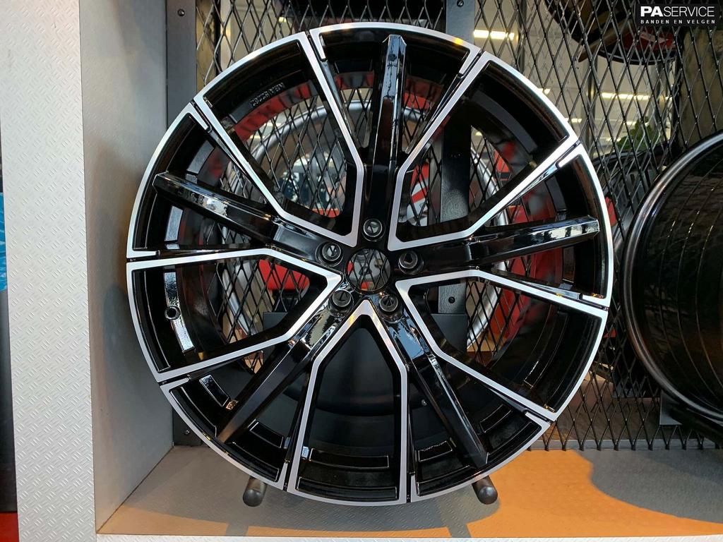 Nwe 18 inch Gloss BLACK GMP Gunner velgen AUDI A3, A4, A5 en, Auto-onderdelen, Banden en Velgen, -, -, Banden en Velgen, Nieuw