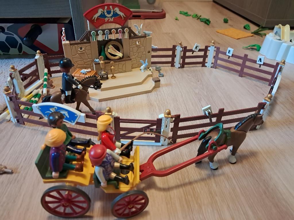 Playmobile paardenwedstrijd, Kinderen en Baby's, Ophalen, Gebruikt