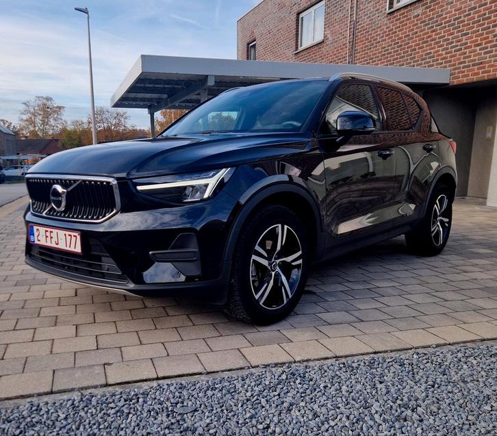 Volvo XC40 Automatic 2024 Excellent état 28 000 km, Autos, Volvo, Particulier, XC40, Caméra de recul, Régulateur de distance, Cruise Control