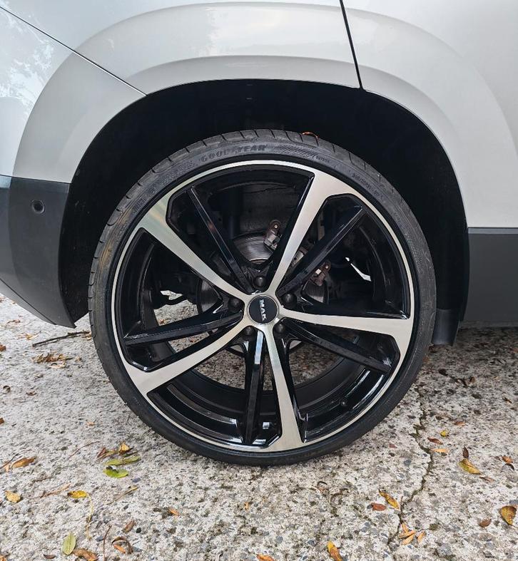 Jantes 21' en 5x112 pneus neuf Goodyear, Autos : Pièces & Accessoires, Pneus & Jantes, Pneu(s), Enlèvement