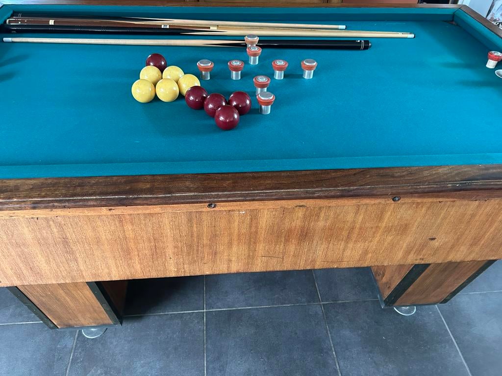 Billard à bouchons, Enlèvement, Utilisé