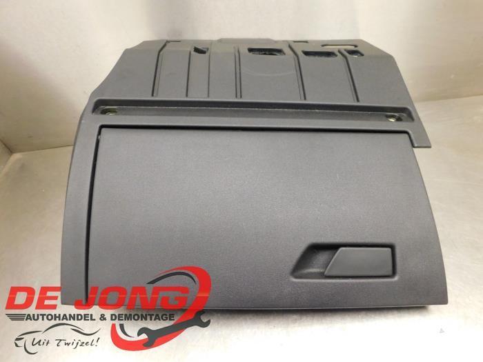 Boîte à gants d'un Audi A3, Autos : Pièces & Accessoires, Tableau de bord & Interrupteurs, Audi, Utilisé, 3 mois de garantie, Enlèvement ou Envoi