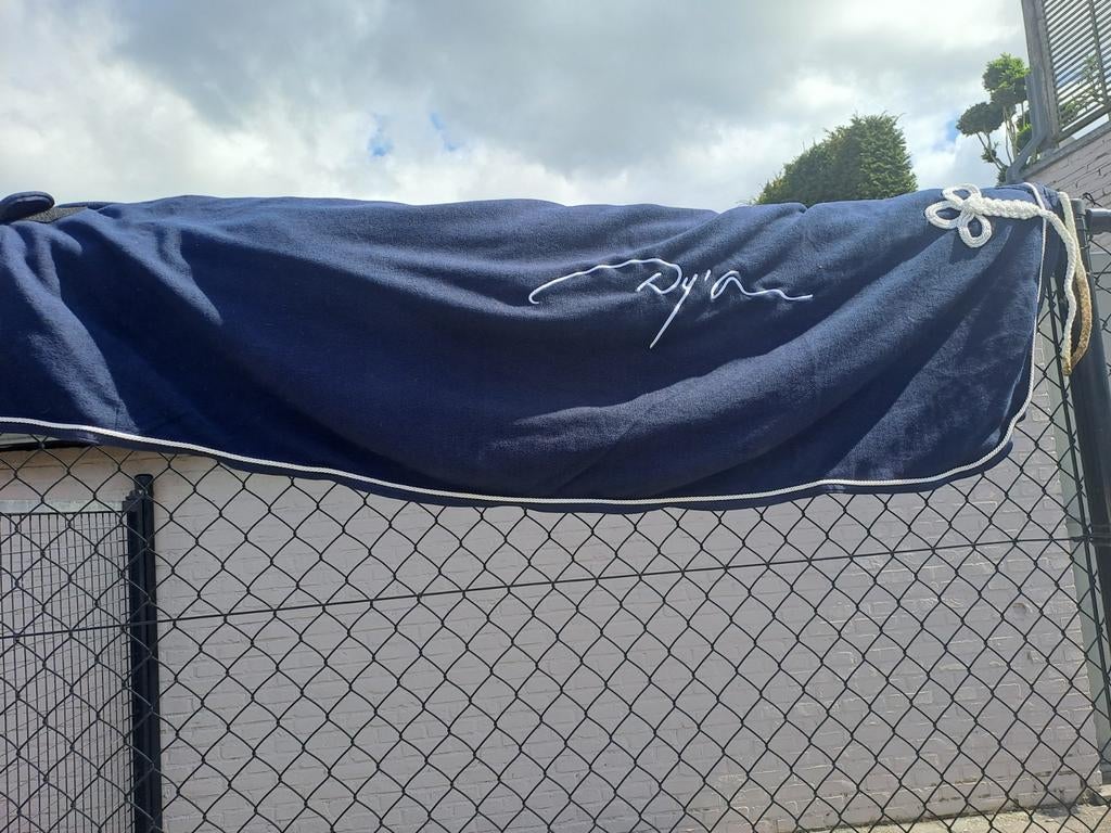 Deken Dyon, Ophalen, Deken