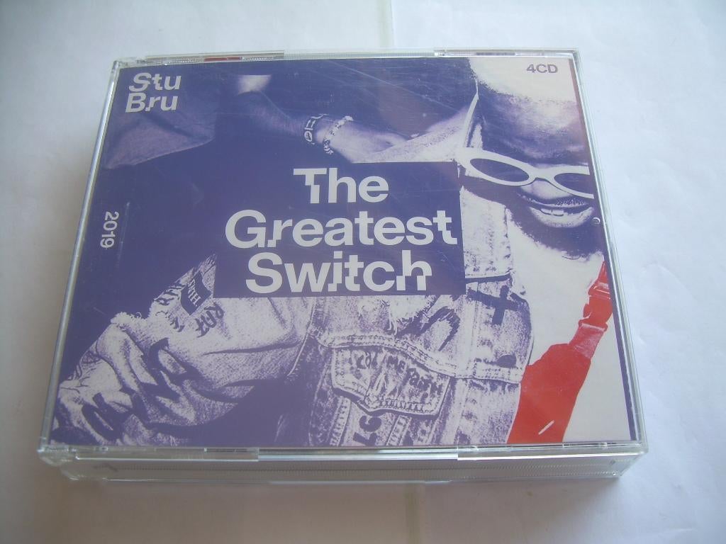 4 CD BOX - STUDIO BRUSSEL  - The Greatest Switch 2019, Ophalen of Verzenden, Zo goed als nieuw, Dance, Boxset