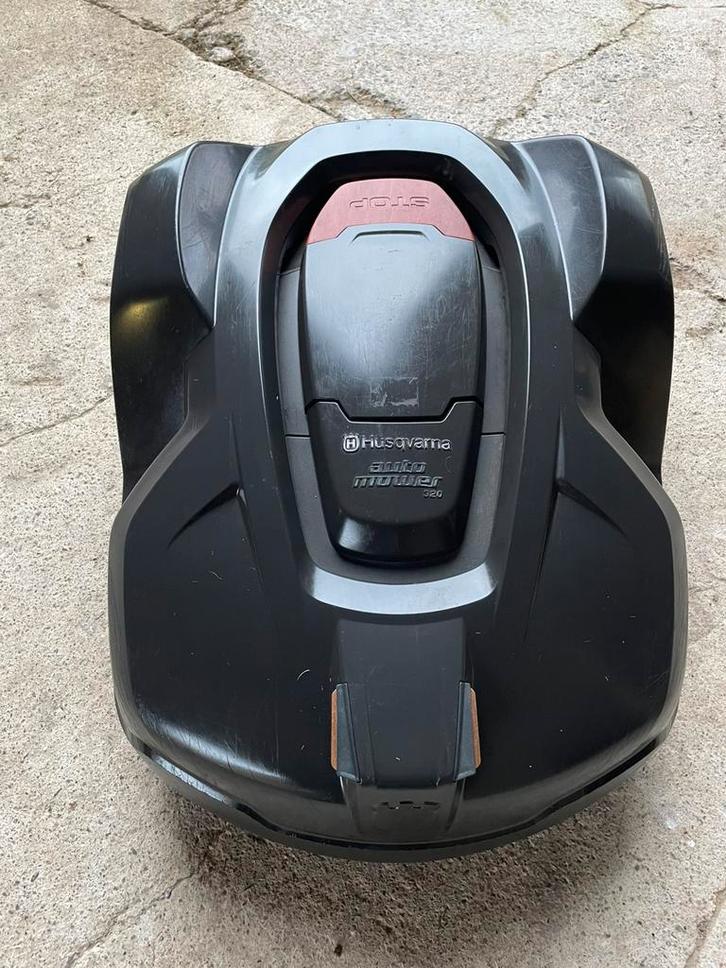 Husqvarna 320 robot, Tuin en Terras, Robotmaaiers, Gebruikt, Ophalen