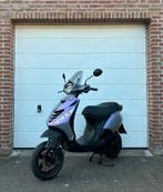Piaggio Zip 50cc 2t a klasse paars *8144 km* *mono-vork*, Fietsen en Brommers, Ophalen, Zip, Klasse A (25 km/u), Zo goed als nieuw