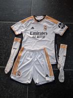 Volledige tenue Real Madrid 13-14 jaar, maat 158 - 164, Enfants & Bébés, Vêtements enfant | Taille 158, Enlèvement ou Envoi, Utilisé