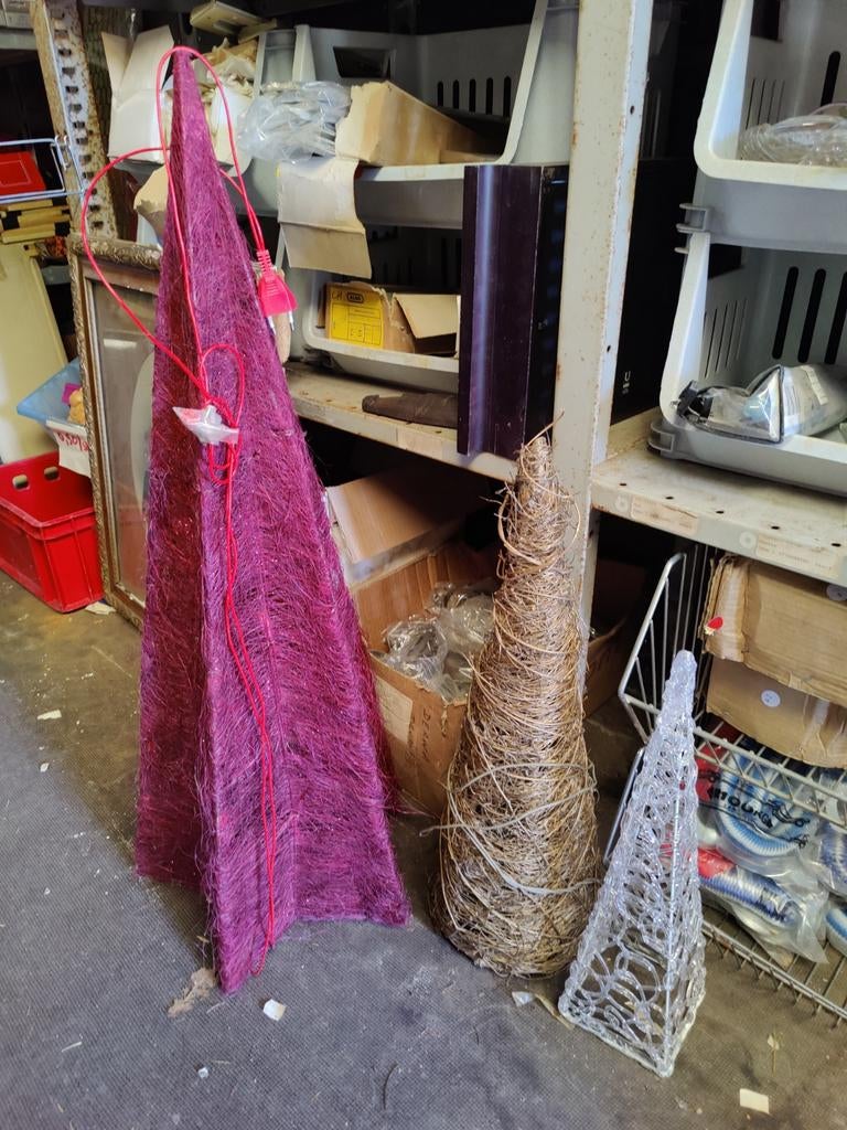 Drie kegels, Diversen, Ophalen of Verzenden