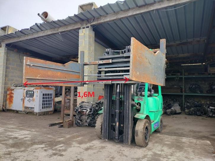 Hydraulische balenklem / klemvoorzetstuk voor heftruck, Articles professionnels, Machines & Construction | Abris de chantier & Conteneurs