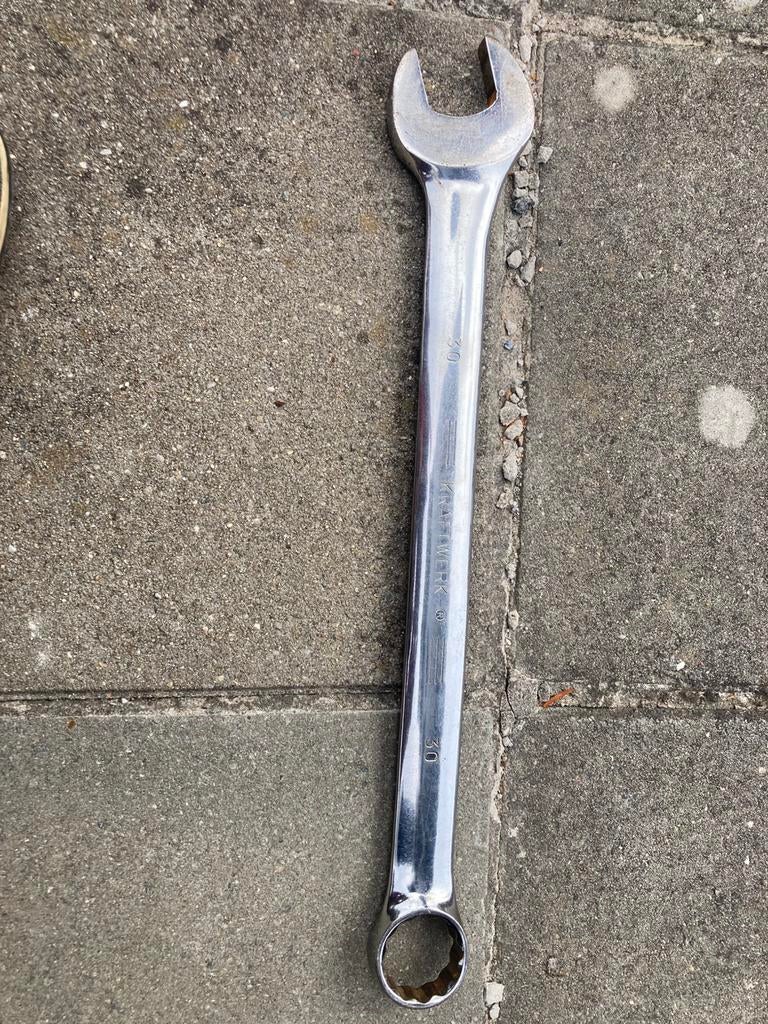 Sleutel 30, Doe-het-zelf en Bouw, Gereedschap | Handgereedschap, Ophalen, Zo goed als nieuw