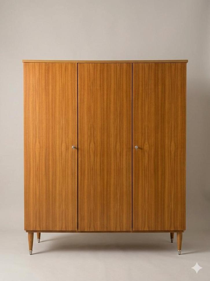 Vintage mid century kleerkast | 3-deurs, Huis en Inrichting, Kasten | Kleerkasten, Ophalen