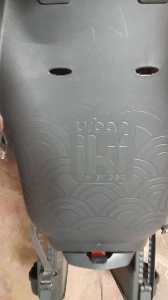 Fietsstoeltje, Fietsen en Brommers, Achterzitje, Urban Iki, Ophalen, 15 t/m 25 kg