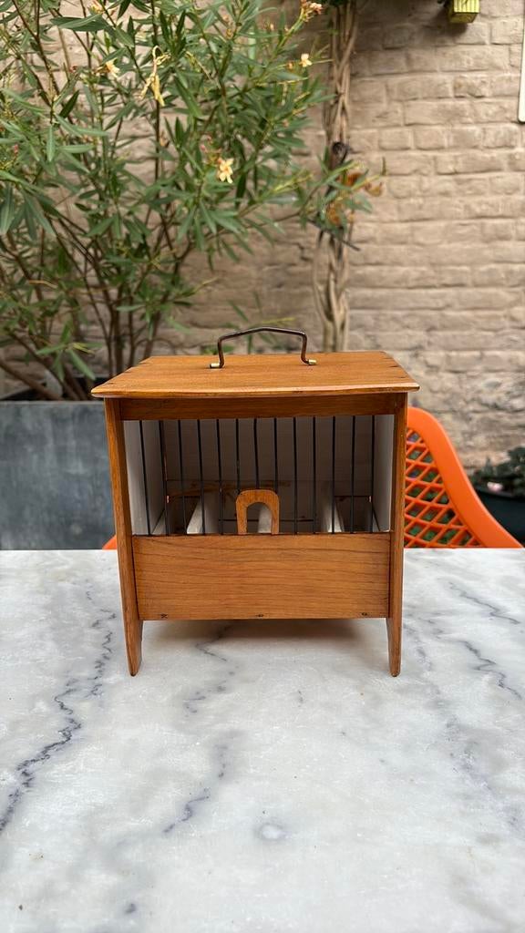 Très belle cage a pinson, Enlèvement