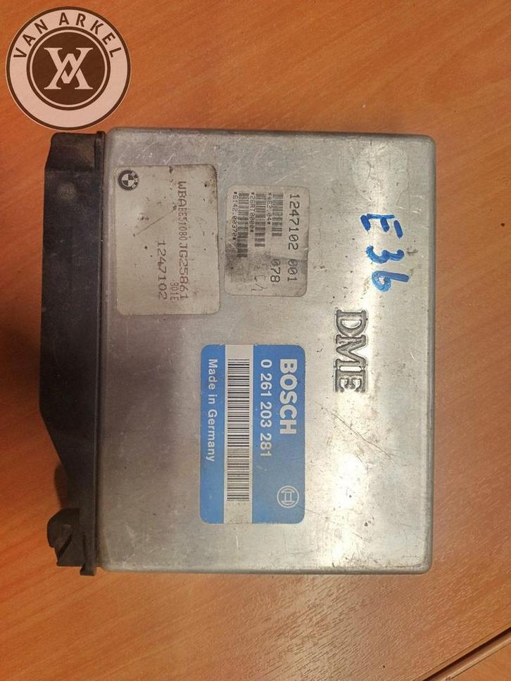 bmw e36 dme 0261203281, Auto-onderdelen, Elektronica en Kabels, BMW, Gebruikt, Ophalen of Verzenden