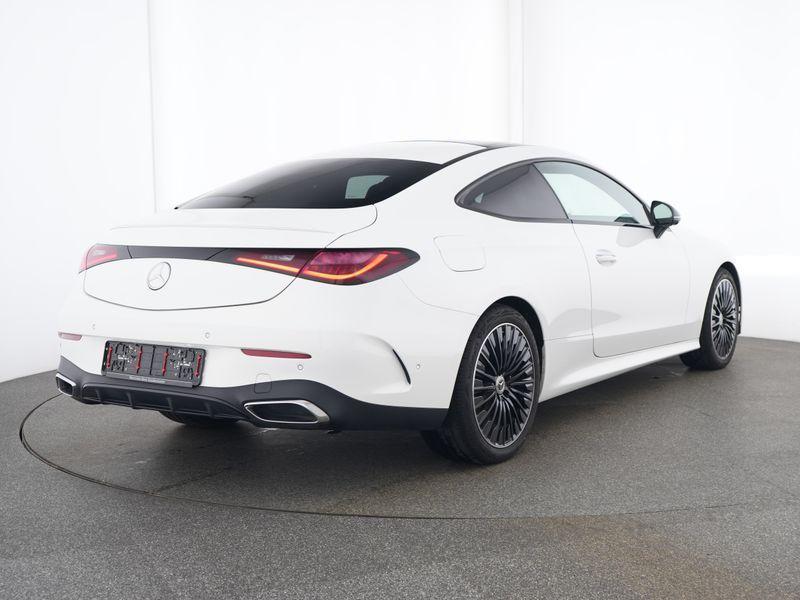 Mercedes-Benz CLE-Klasse 180 Coupé AMG Line | Panoramisch D, 4 zetels, Zwart, 4 cilinders, Bedrijf