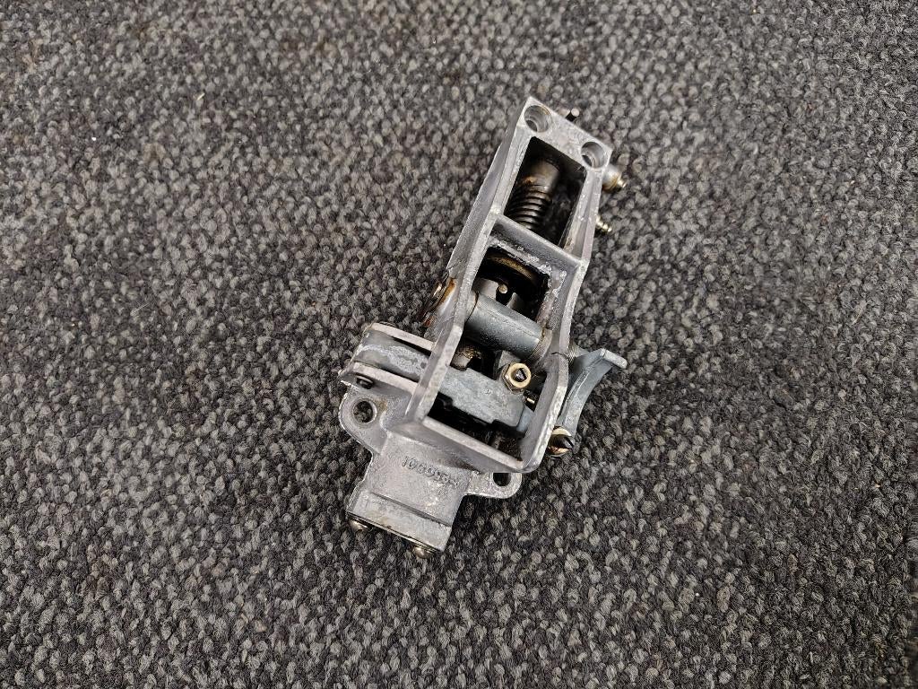 Clutch/ Mechaniek Seeburg 100A (1950) jukebox, Collections, Machines | Jukebox, Seeburg, Envoi