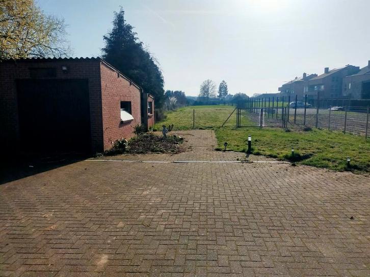 (schuil)stal+ weiland te huur in dilsen-stokkem, Zakelijke goederen, Bedrijfs Onroerend goed, Huur