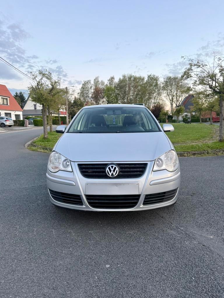 Vw polo 9n3 a vendre 1.4 TDI, Autos, Volkswagen, Particulier, Polo, Air conditionné, Essence, Euro 4, Enlèvement