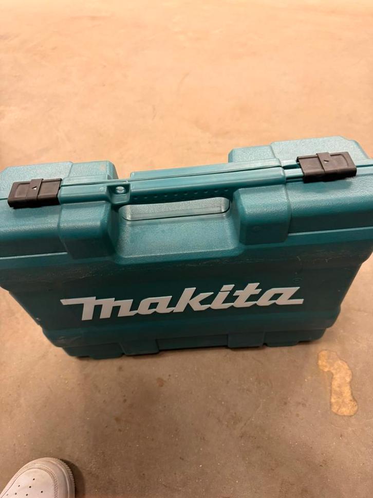 Makita lot – nagelpistool + breekhamer + heteluchtventilator, Doe-het-zelf en Bouw, Gereedschap | Handgereedschap, Zo goed als nieuw
