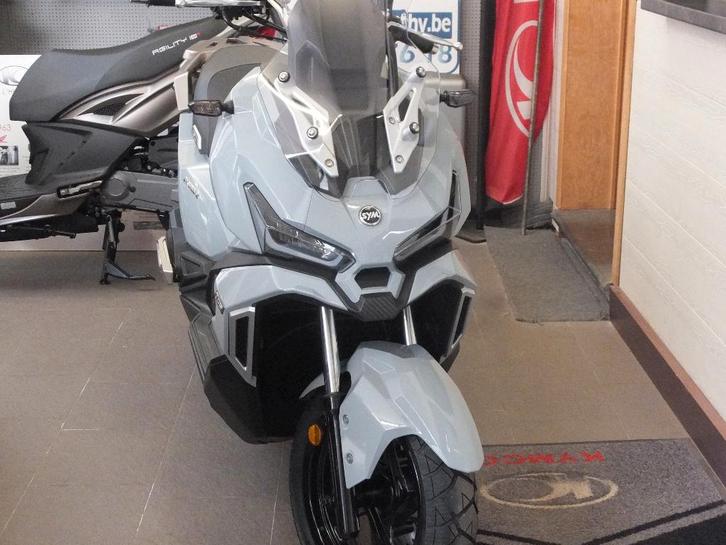SYM ADX LC 125cc PROMO 3.899€, Fietsen en Brommers, Scooters | SYM, Nieuw, Overige modellen, Benzine, Ophalen