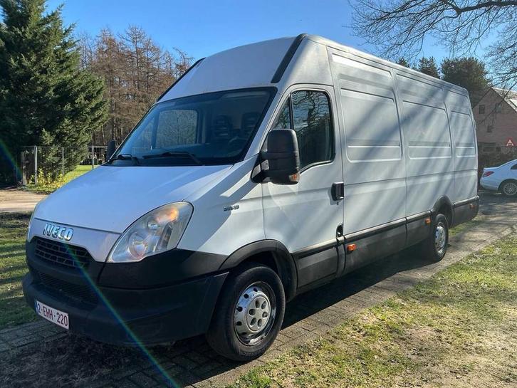 2013 Iveco Daily Bestelbus L4 Personenauto, Auto's, Bestelwagens en Lichte vracht, Bedrijf, Iveco, Diesel, Euro 5, Handgeschakeld