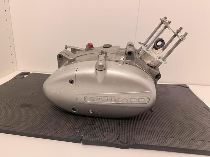 Zundapp gereviseerde ronde 4bak, Fietsen en Brommers, Brommeronderdelen | Zundapp, Zo goed als nieuw, Ophalen