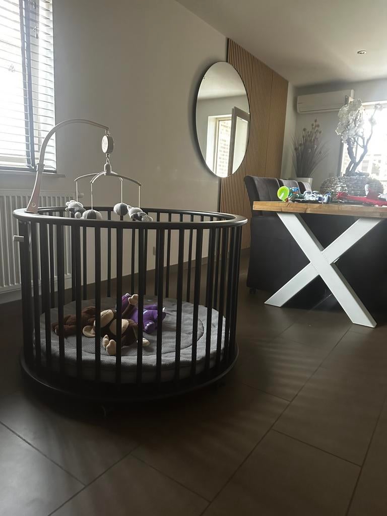 Zwarte Bopita box incl 2 matras/ dekentje/mobiel, Kinderen en Baby's, Babyparken, Ophalen of Verzenden, Zo goed als nieuw