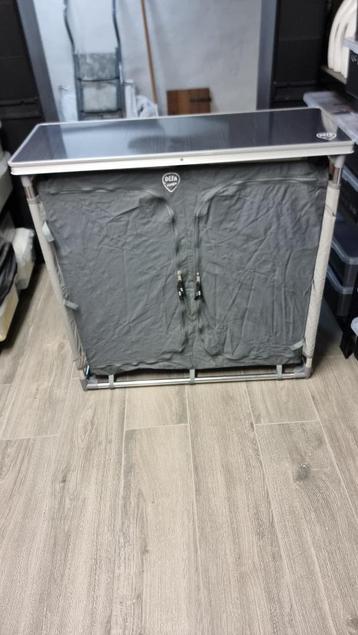 luxe schuine campingkast, Ophalen, Gebruikt, Campingkast