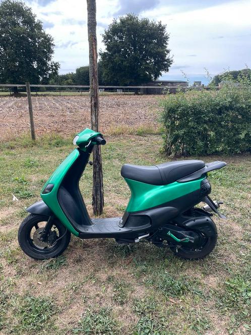 Zip type 3, Fietsen en Brommers, Snorfietsen en Snorscooters, Gebruikt, Piaggio, Benzine, Ophalen
