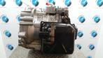 VOLKSWAGEN BEETLE 2.0TDI HIGH BLUEM [TRANS_GEARBOX] 2013, Ophalen of Verzenden, Gebruikt, Stiba lid