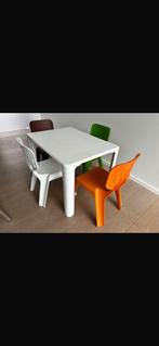 Kindertafeltje + 4 kinderstoeltjes, Kinderen en Baby's, Ophalen